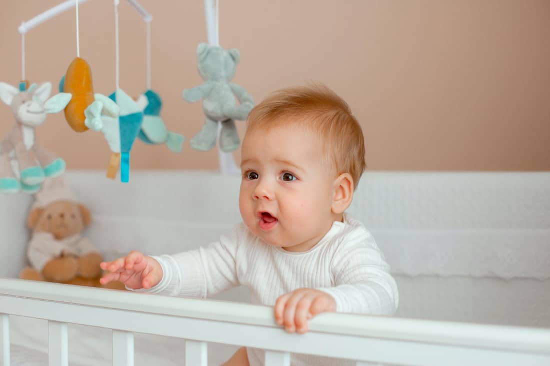 Wie kannst du verhindern, dass dein Baby früh wach wird?